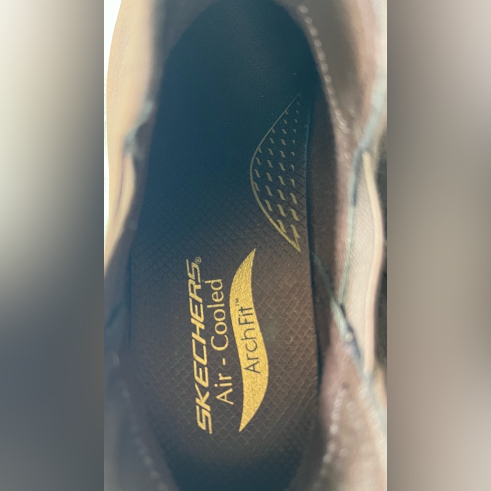 Skechers Women’s Chelsea Boots - Picture 11 of 14